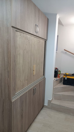 Kreatív tevékenység számára készült szekrény......